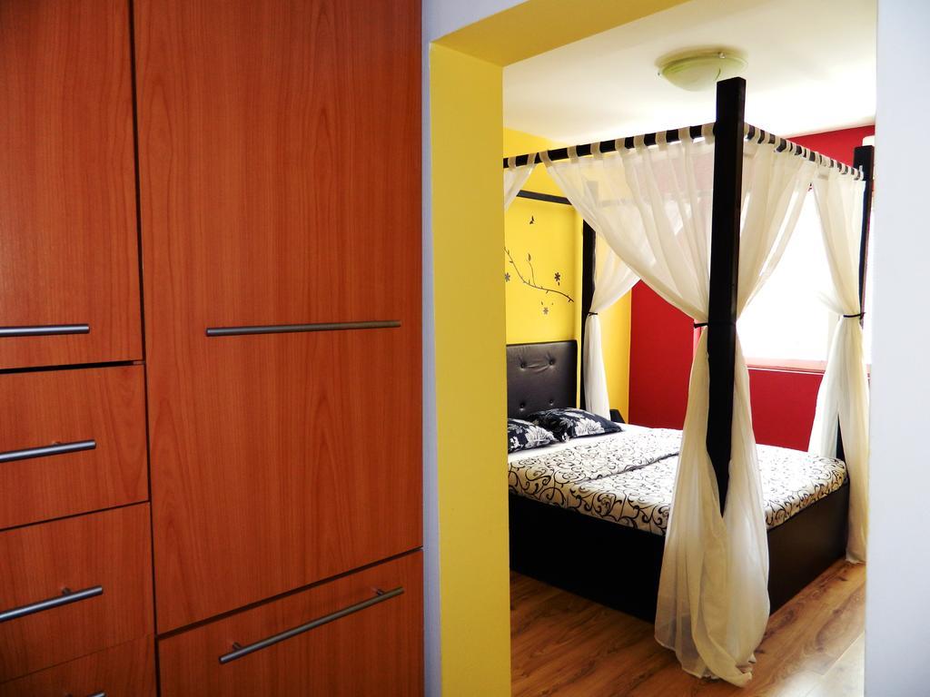 Hostel Kalonis Skopje Zimmer foto