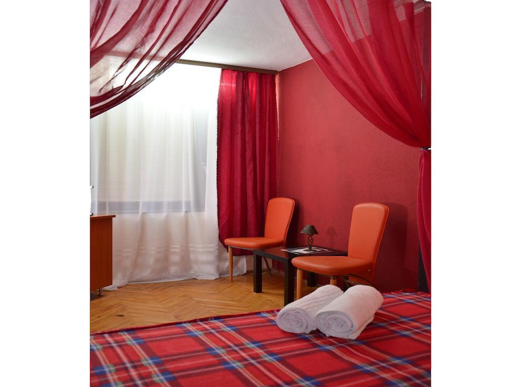 Hostel Kalonis Skopje Zimmer foto