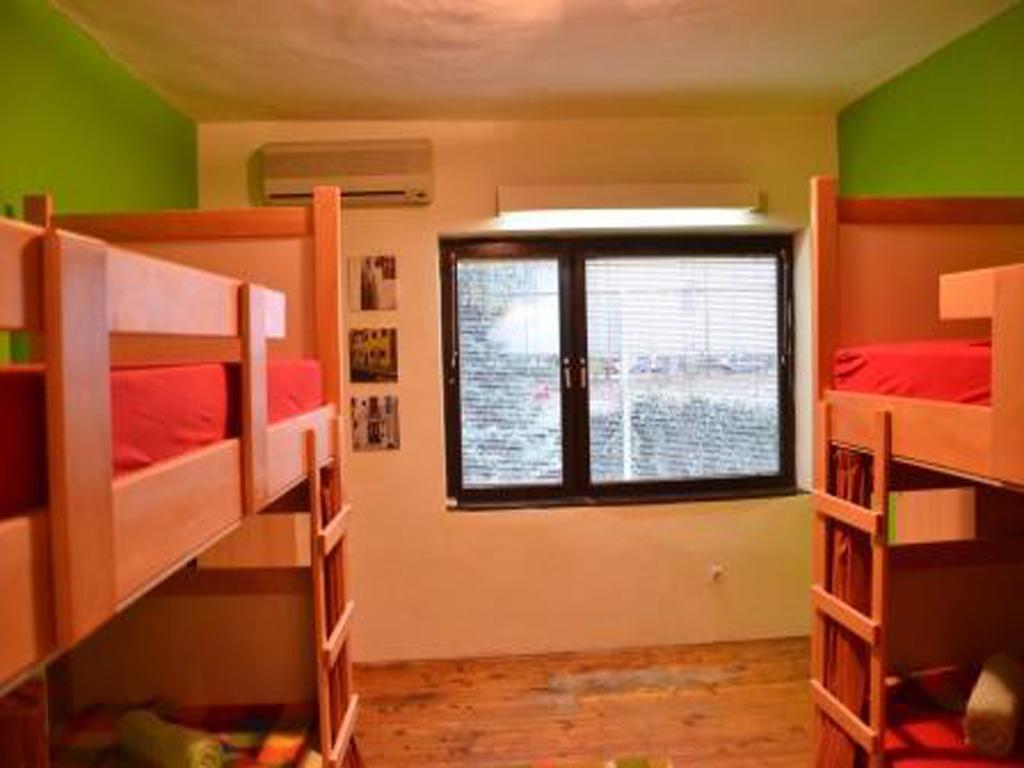 Hostel Kalonis Skopje Exterior foto